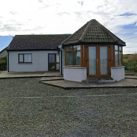 Holiday home Rossview House